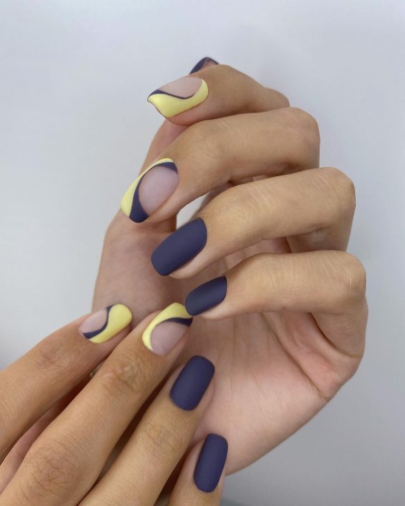 Top 20 Acrylic Nail Designs for Your 2024 Vacation