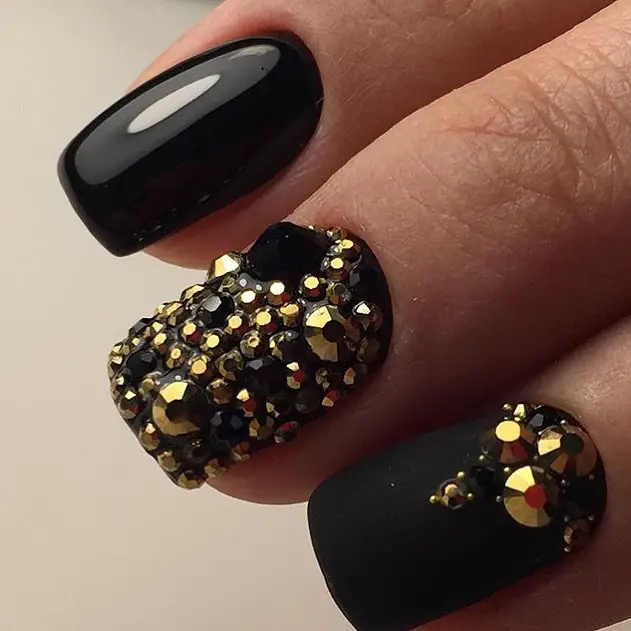 Black Summer Nails 2024: Bold, Beautiful, and Trendy