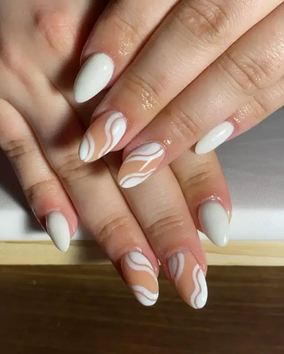 Stunning Graduation Nails 2024: Elegant and Trendy Ideas