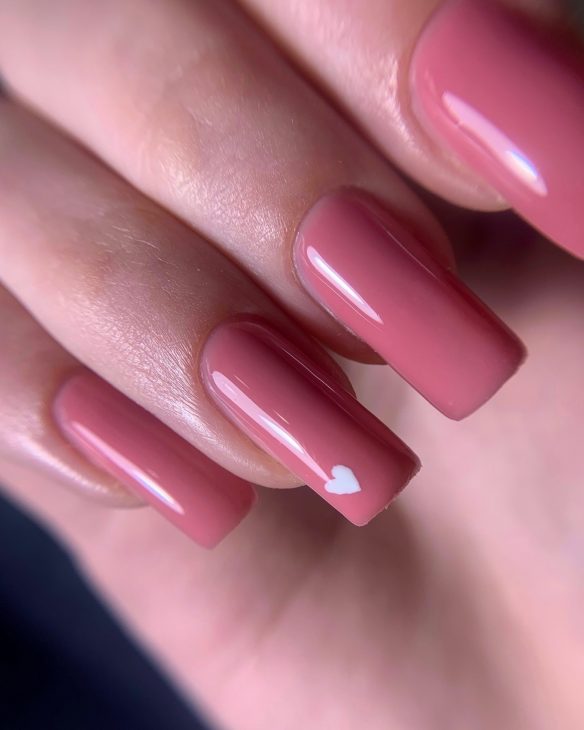 20 Hot Pink Nail Designs for Summer 2024