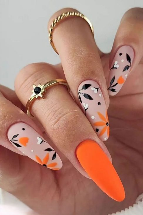 20 Stunning Summer Orange Nails Design Ideas for 2024