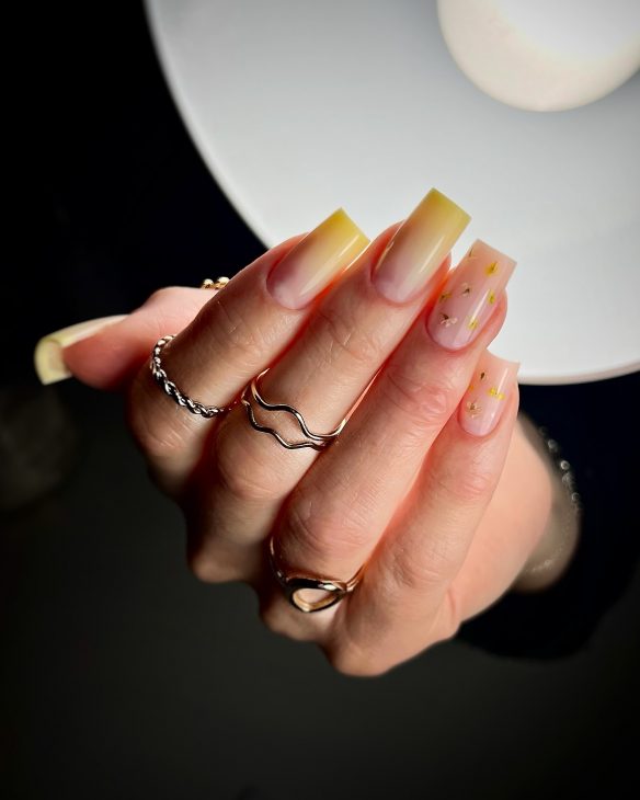 20 Trendy Summer Yellow Nail Designs for 2024: Inspiration for Every Nail Shape and Style