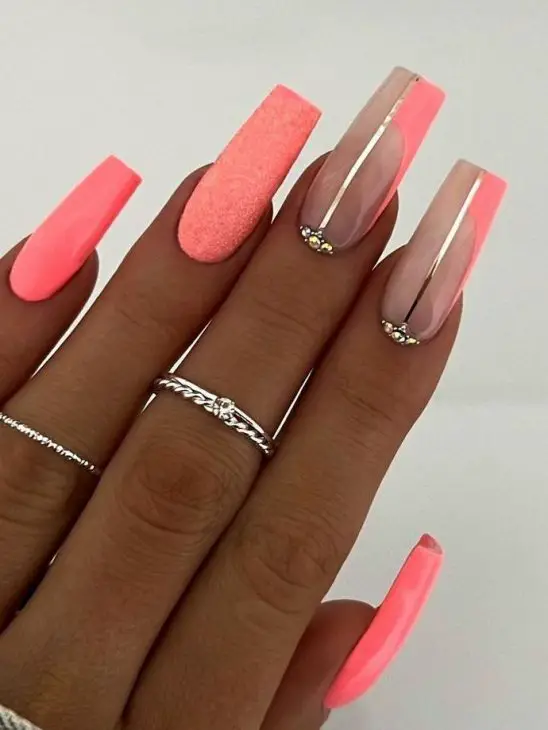 Summer Coral Nails 2024: Trendy Designs, DIY Tips, and Style Insights