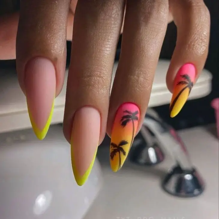 20 Ideas Stunning Beach Nails Designs - Colors for Summer 2024