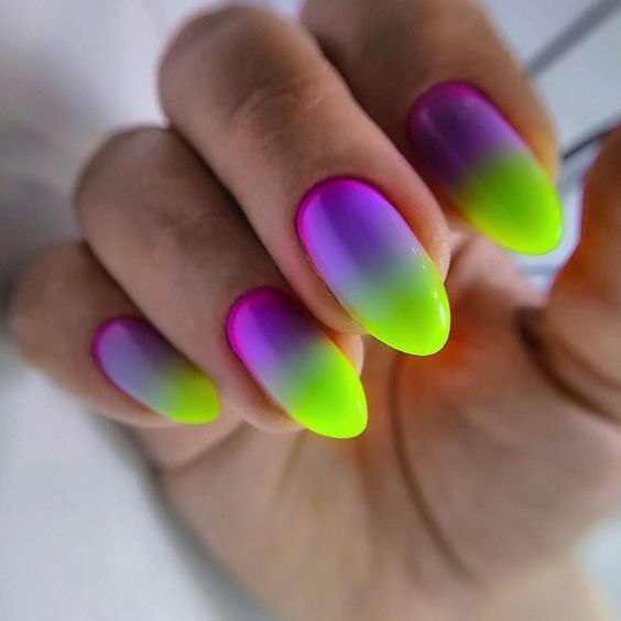 20 Trendsetting Neon Summer Nails Designs for 2024