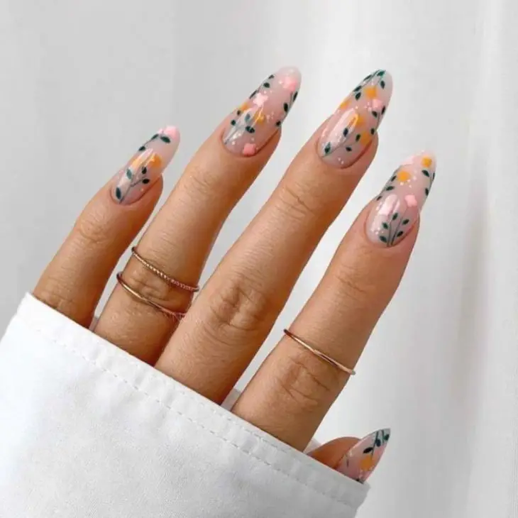 Stunning Graduation Nails 2024: Elegant and Trendy Ideas