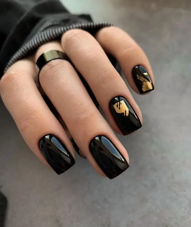 Fun Fall Nails: Creative and Stylish Ideas for the Season