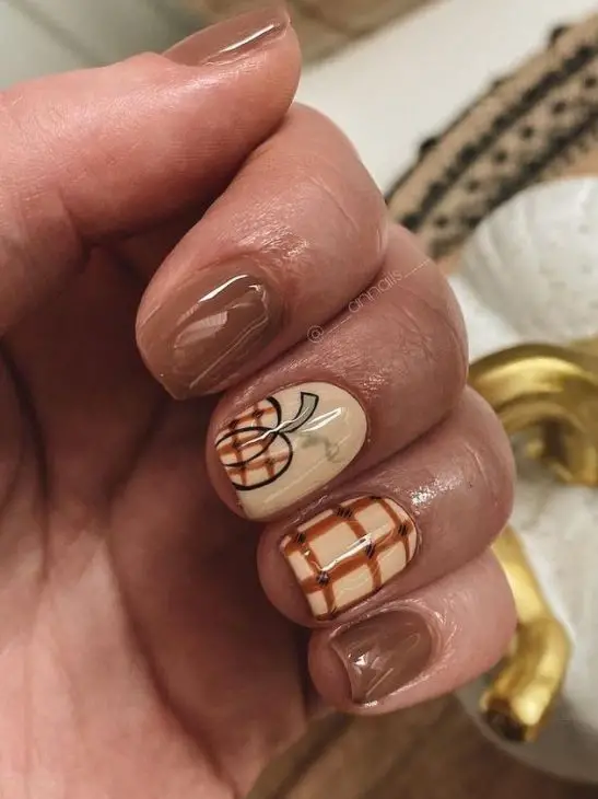 Fall Pumpkin Nails: Stunning Designs for the Season