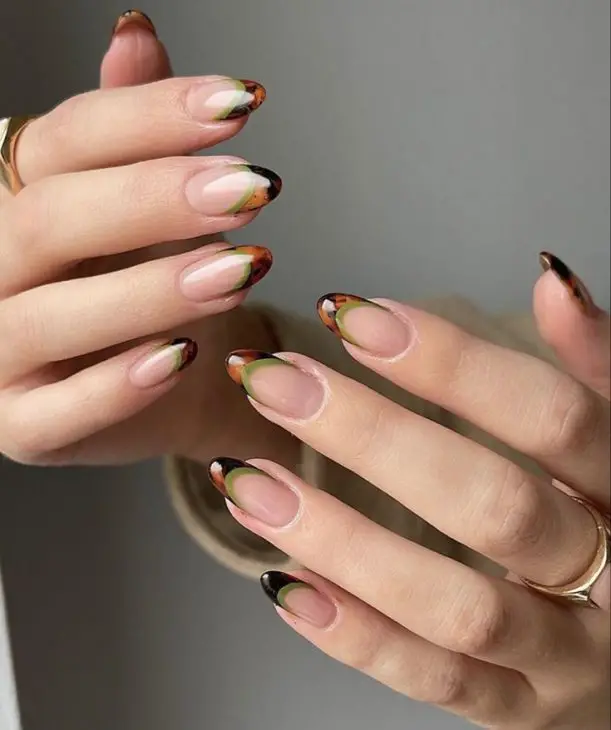 Fall French Tip Nails: Stunning Designs to Embrace the Season