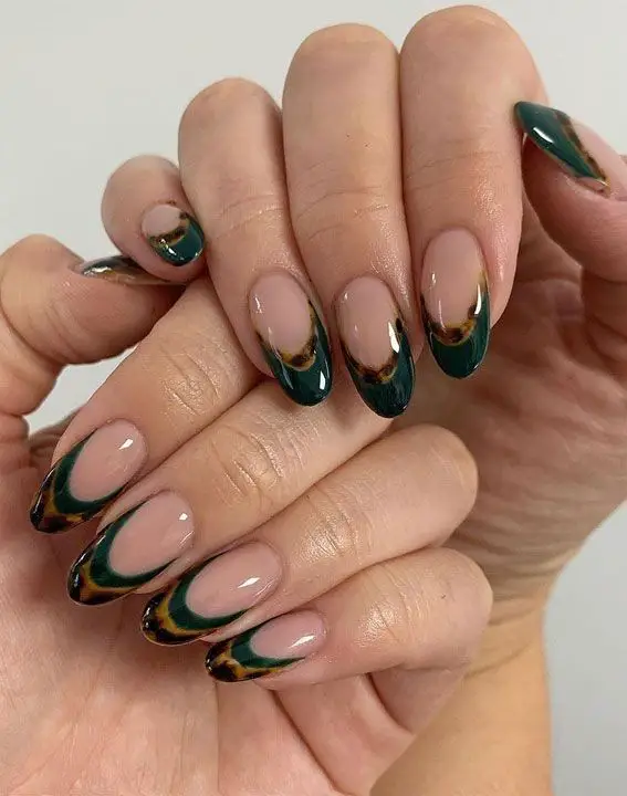 Fall French Tip Nails: Stunning Designs to Embrace the Season