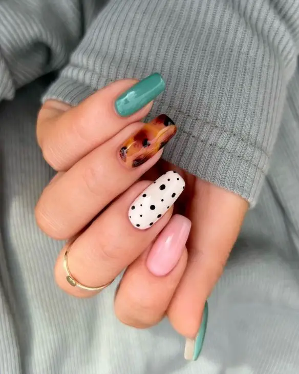 Fun Fall Nails: Creative and Stylish Ideas for the Season