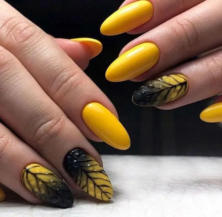 21 Ideas Fall Nail Designs: Embrace the Season with Style