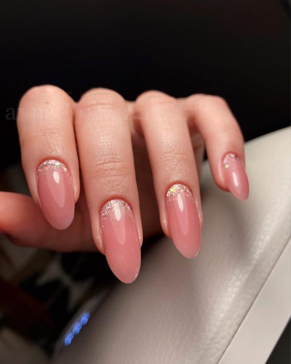 Almond Shape Fall Nails: Your Ultimate Guide to Stylish Manicures