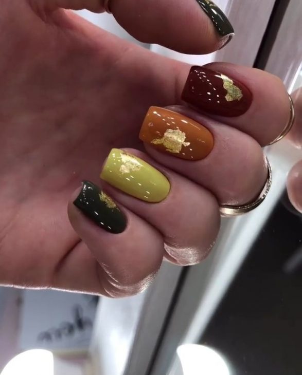 20 Stunning Simple Fall Nail Designs for 2024