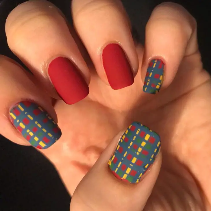 21 Ideas Fall Plaid Nails: A Cozy and Chic Trend for the Season