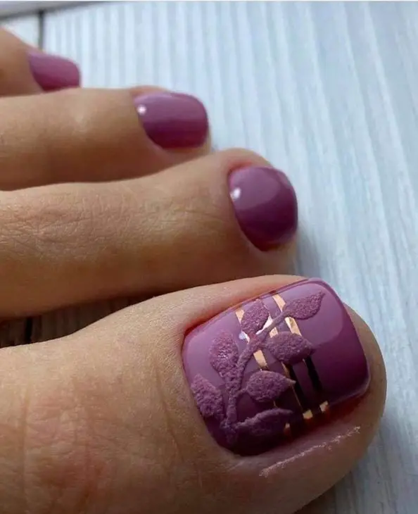 20 Gorgeous Fall Toe Nail Colors for 2024: Autumn Pedicure Ideas