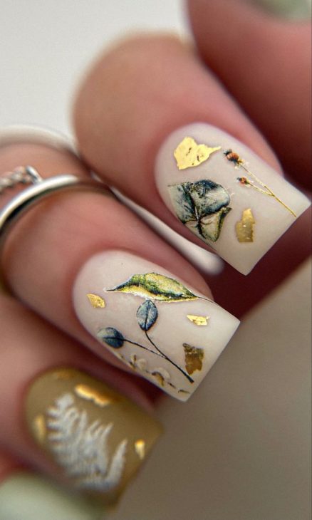 20 Ideas Fall Leaves Nail Art: A Journey Through Autumn Beauty