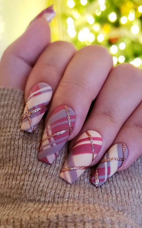 21 Ideas Fall Plaid Nails: A Cozy and Chic Trend for the Season