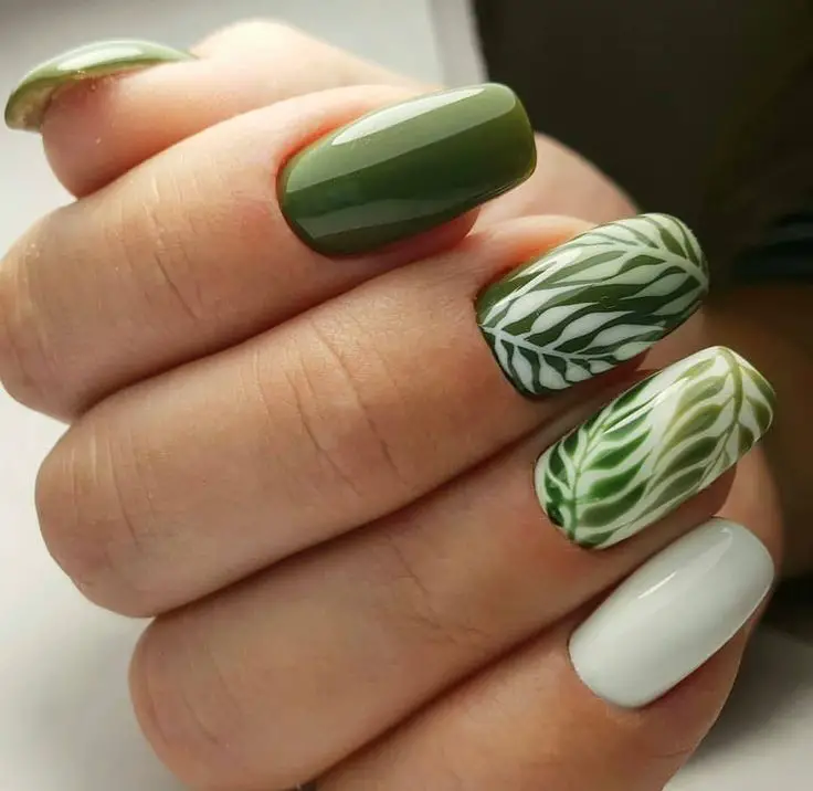 20 Ideas Tropical Nail Designs 2024: Bringing the Beach to Your Fingertips