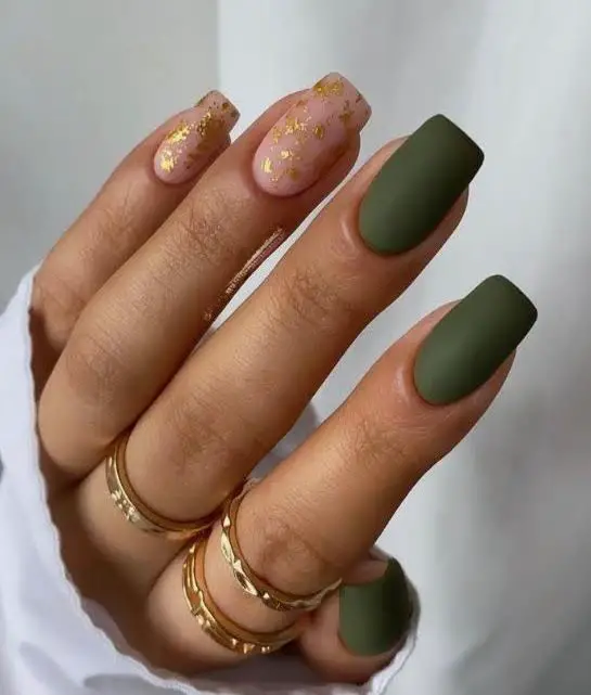 20 Ideas Fall Green Nails: Stylish and Elegant Ideas for the Season