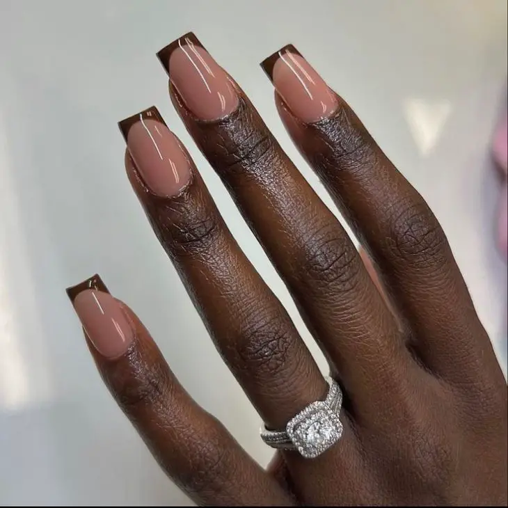 20 Stunning Fall Nail Colors for Dark Skin Tones to Rock in 2024