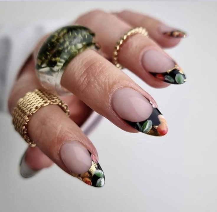 Fun Fall Nails: Creative and Stylish Ideas for the Season