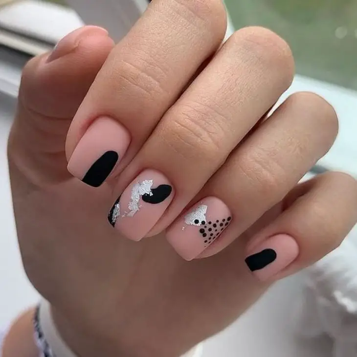 End of Summer Nails: Trendy Ideas to Close Out the Season