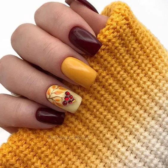 21 Ideas Fall Nail Designs: Embrace the Season with Style