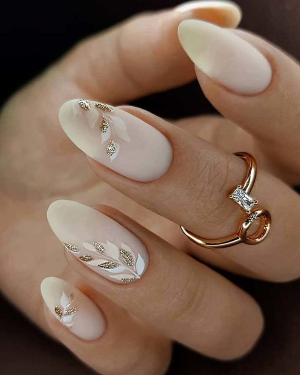 Fall Wedding Nails: Elegance and Charm for Every Bride and Guest