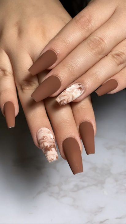 20 Ideas Brown Fall Nails: Stunning Designs to Welcome the Autumn Season