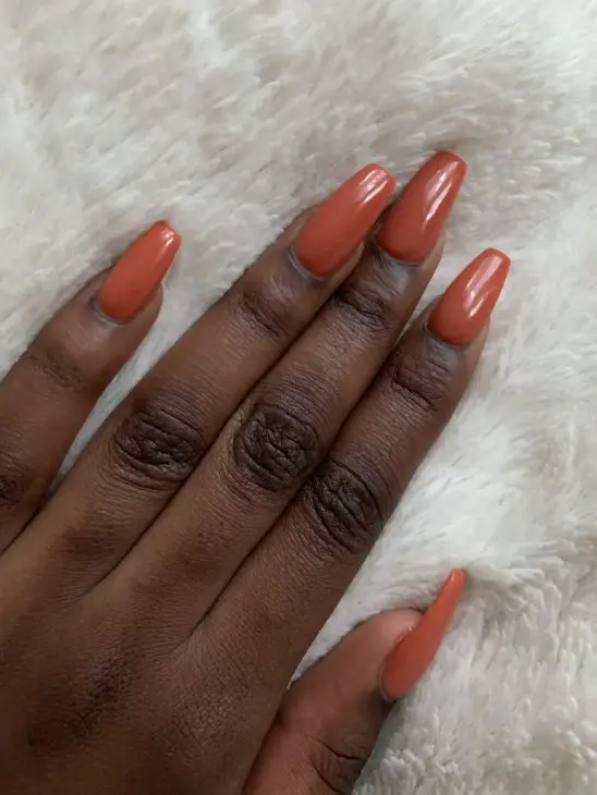 20 Stunning Fall Nail Colors for Dark Skin Tones to Rock in 2024