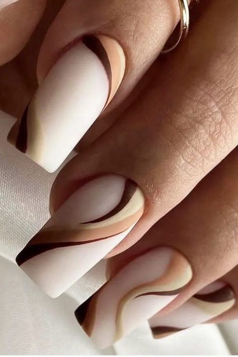 20 Ideas Brown Fall Nails: Stunning Designs to Welcome the Autumn Season