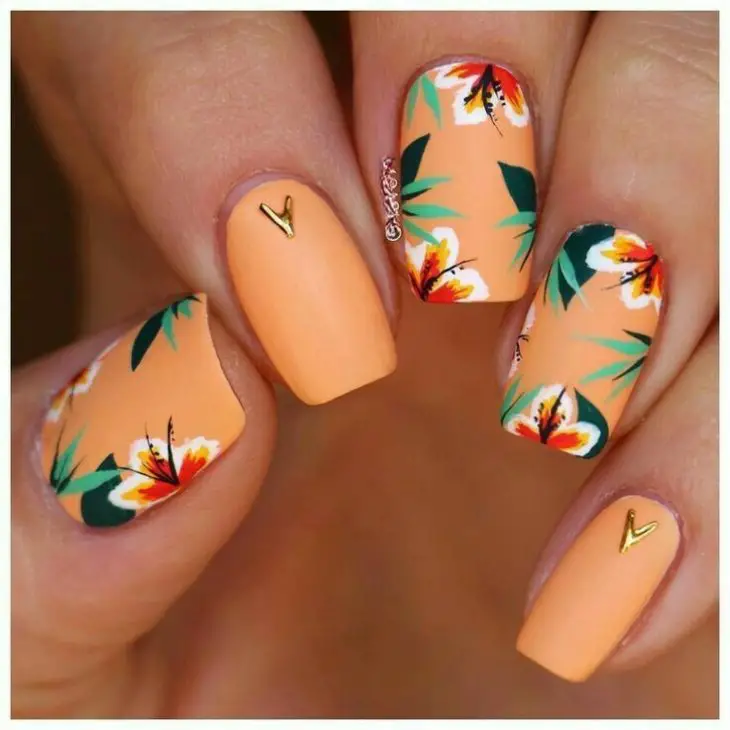 20 Ideas Tropical Nail Designs 2024: Bringing the Beach to Your Fingertips