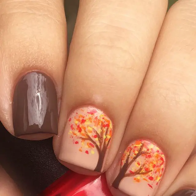 Fall Tree Nail Art Ideas for 2024: Embrace Autumn with Simple and Festive Designs