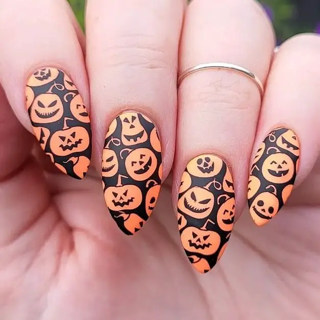 Fall Halloween Nails: Spooky and Stylish Ideas for Your Next Manicure