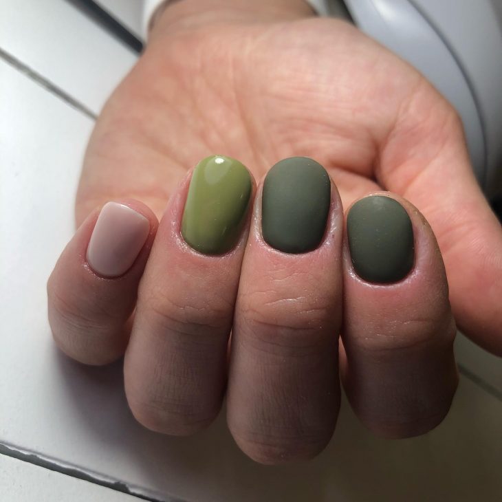 Fall Green Nails 2024: Trendy Designs to Elevate Your Autumn Look