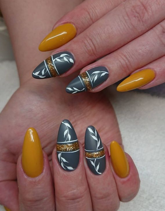 20 Unique Fall Leaves Nail Art Designs for 2024