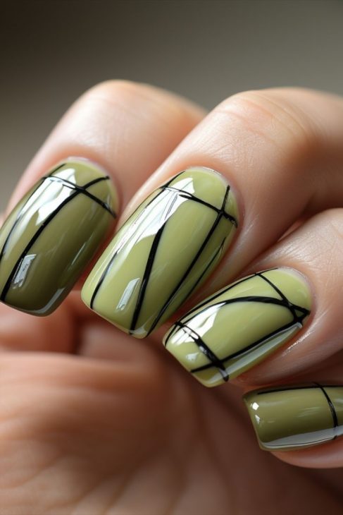 Fall Green Nails 2024: Trendy Designs to Elevate Your Autumn Look