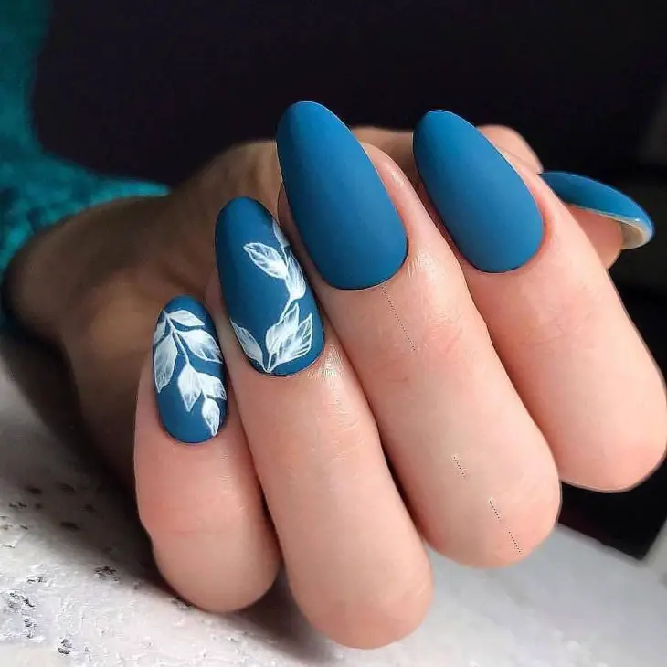 Blue Fall Nails 2024: Captivating Styles for the Season