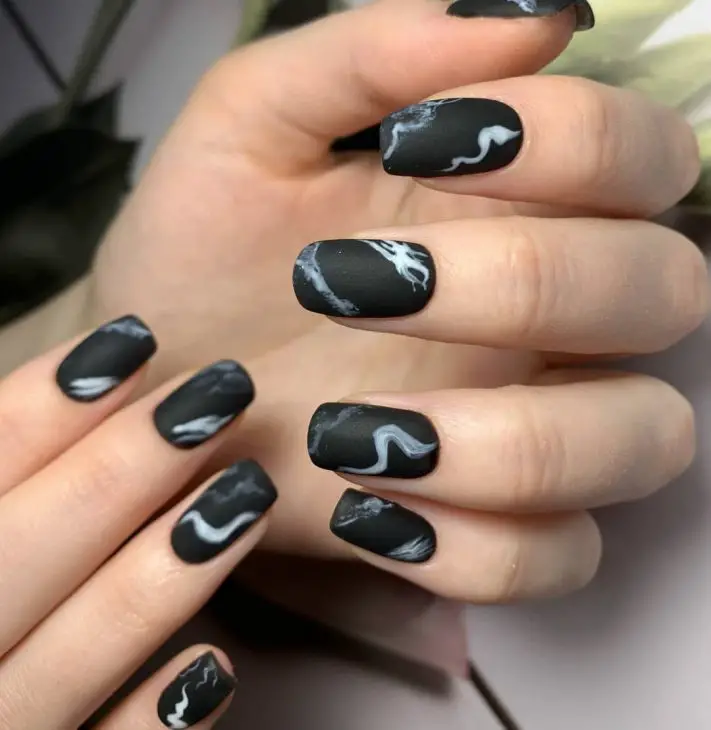 Fall Coffin Nails 2024: Chic and Trendy Ideas for the Season