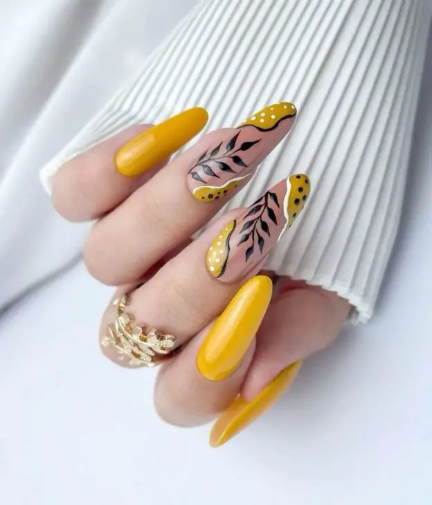 20 Autumn Nail Ideas 2024: Fall Nail Designs, Easy Fall Nail Ideas for Short Nails