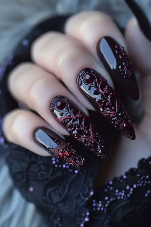 Goth Fall Nails: Embrace the Dark Elegance