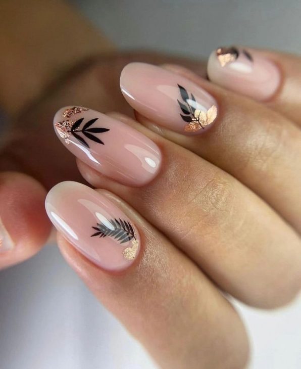 20 Unique Fall Leaves Nail Art Designs for 2024