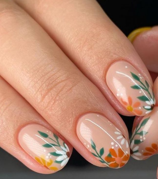 Fall Flowers Nail Art: Captivating Designs for the Season