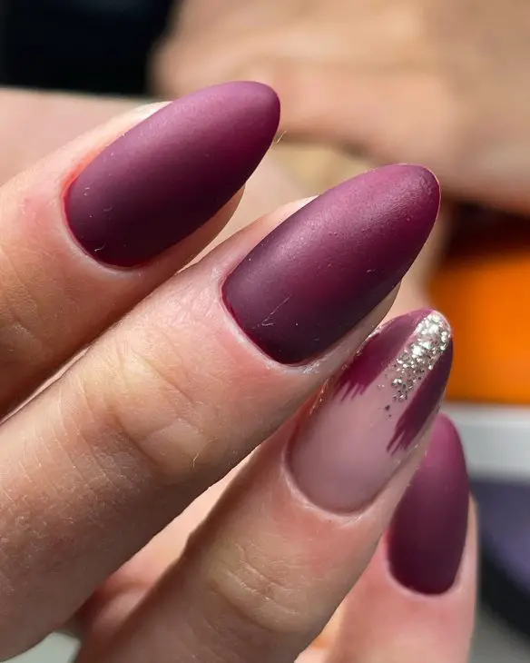 21 Trendy Dark Fall Nail Colors for 2024: Gel, Matte, Acrylic, Dip Powder, and OPI Designs