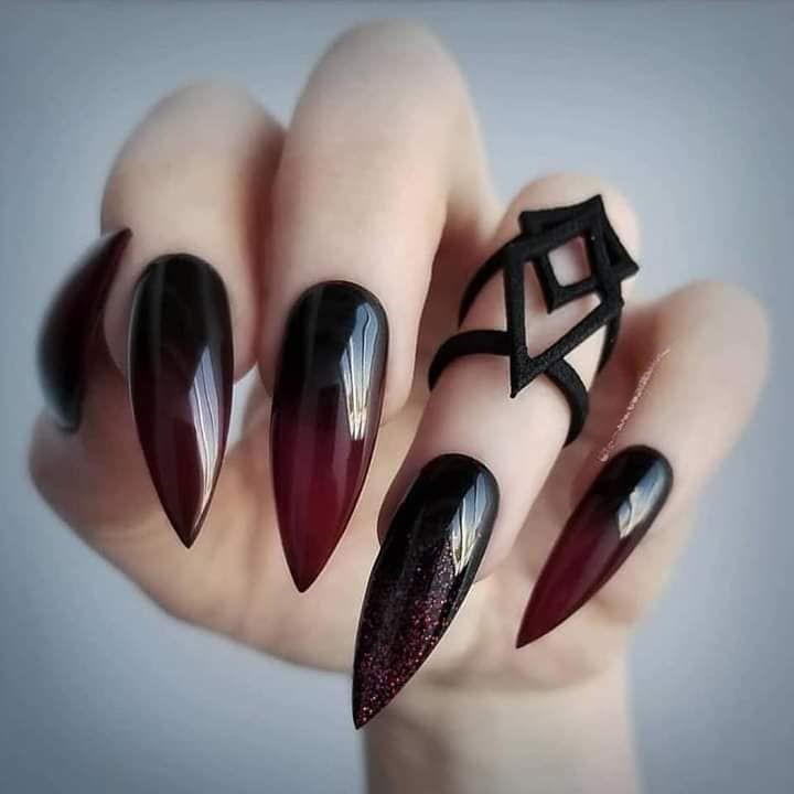 Goth Fall Nails: Embrace the Dark Elegance