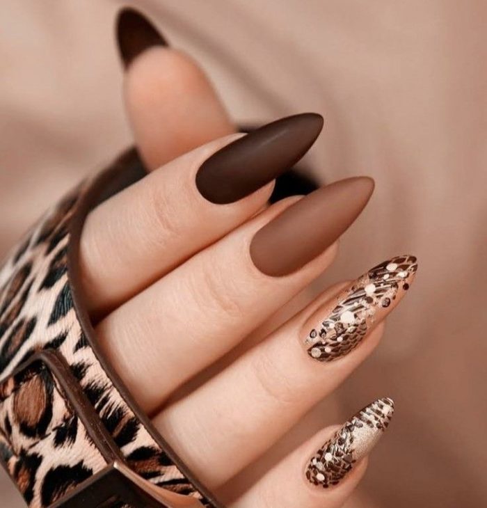 Brown Fall Nails 2024: Trendy Designs to Inspire Your Autumn Look