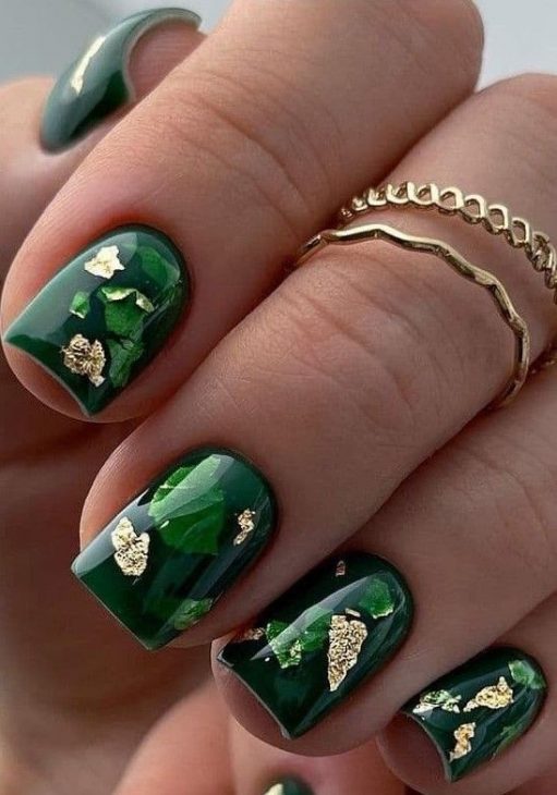 Fall Green Nails 2024: Trendy Designs to Elevate Your Autumn Look