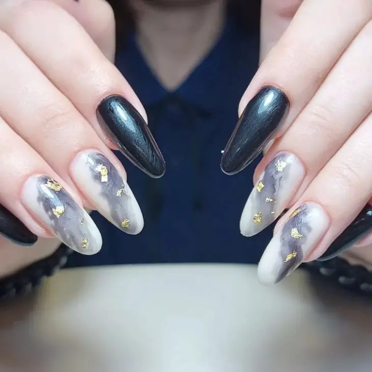 21 Fall 2024 Nail Ideas: From Gothcore to Short and Square Designs