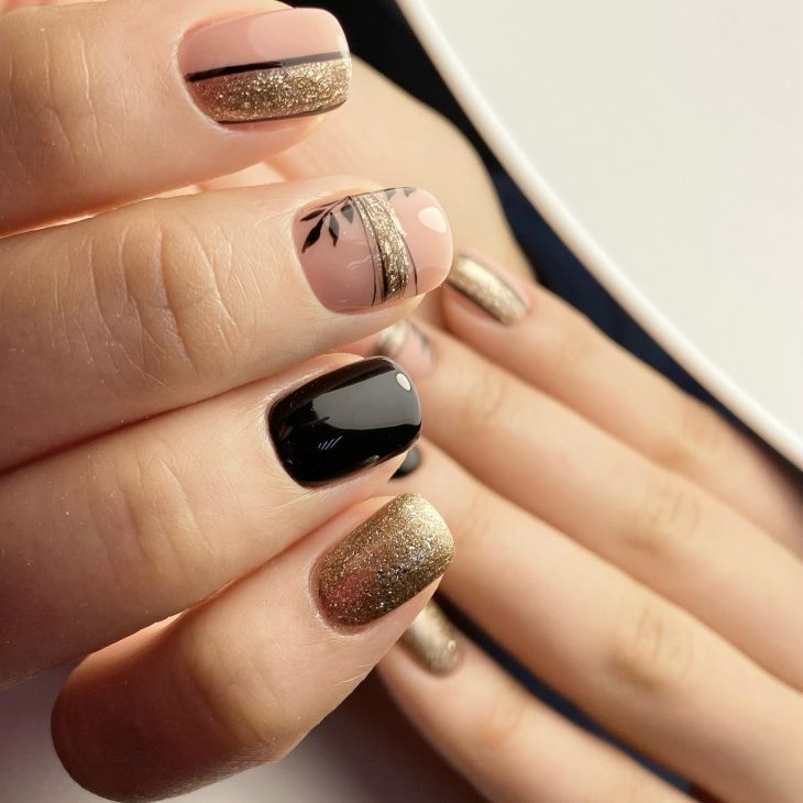 Fall Dip Nails 2024: Trendy and Timeless Manicure Ideas